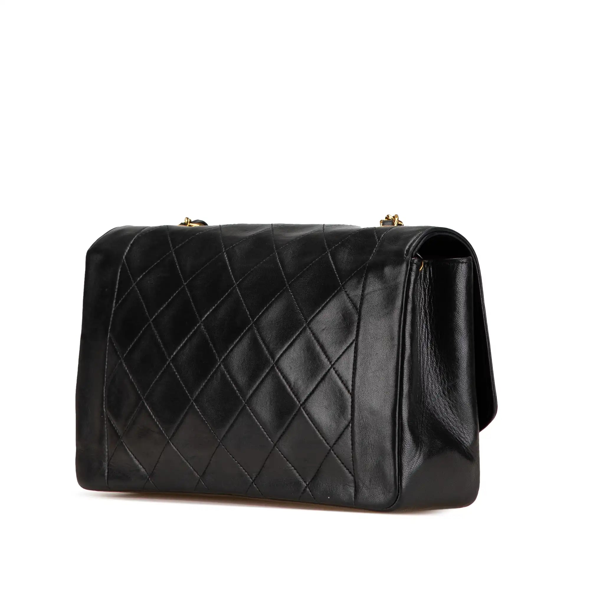 Chanel Diana Medium Black Lambs en peau d'alerte