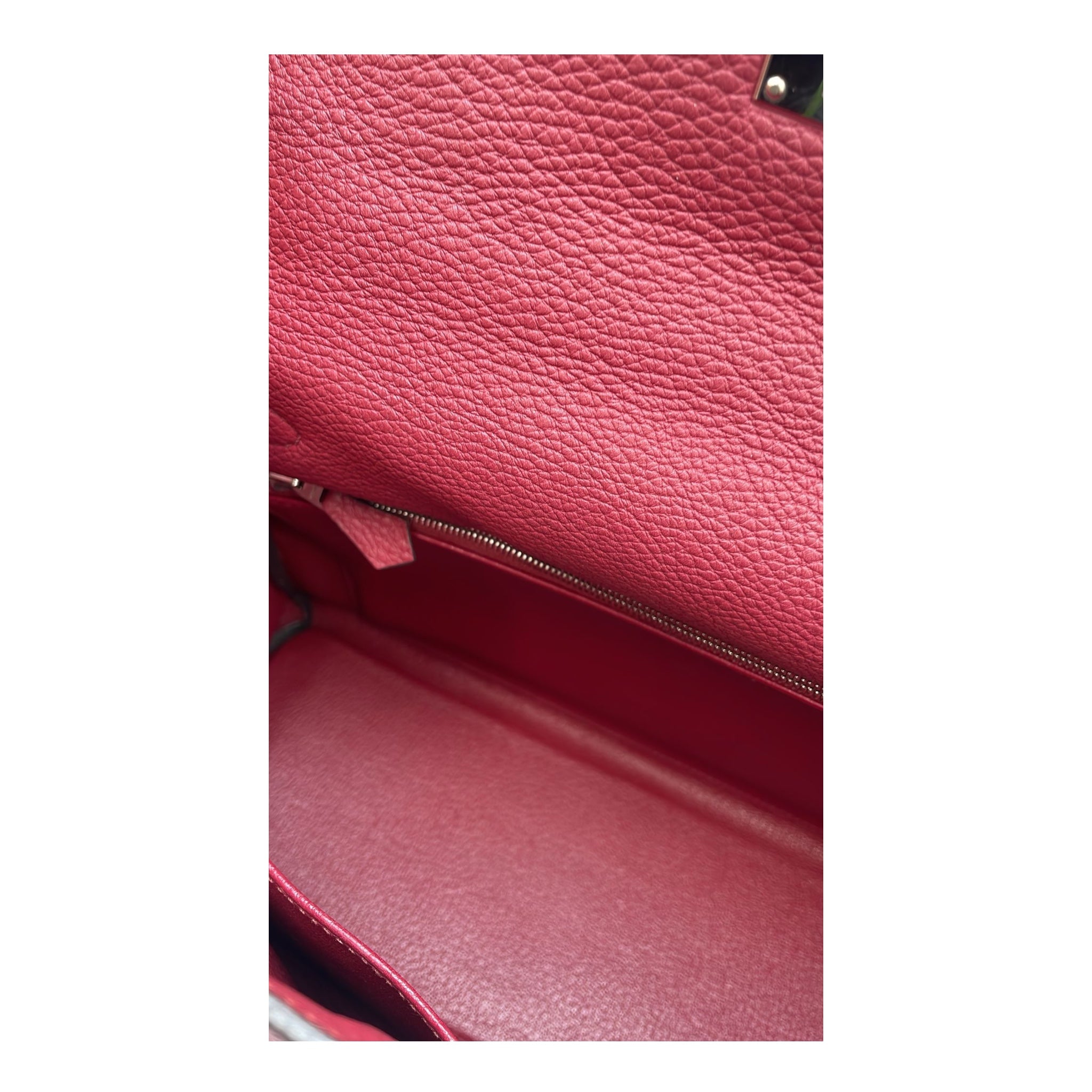 Hermès Kelly 32 Red Box Calfskin Gold