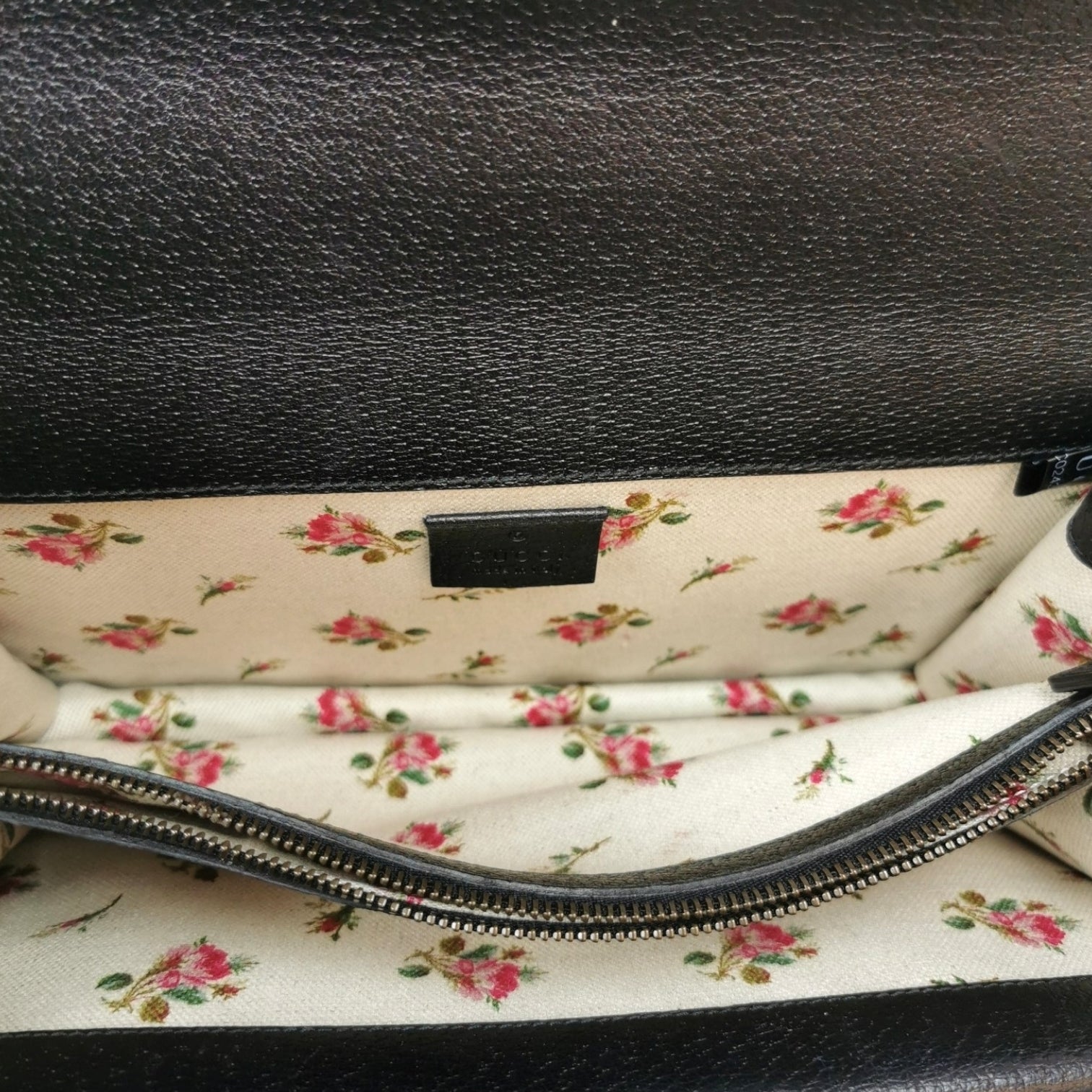 Gucci Dionysus en cuir noir moyen