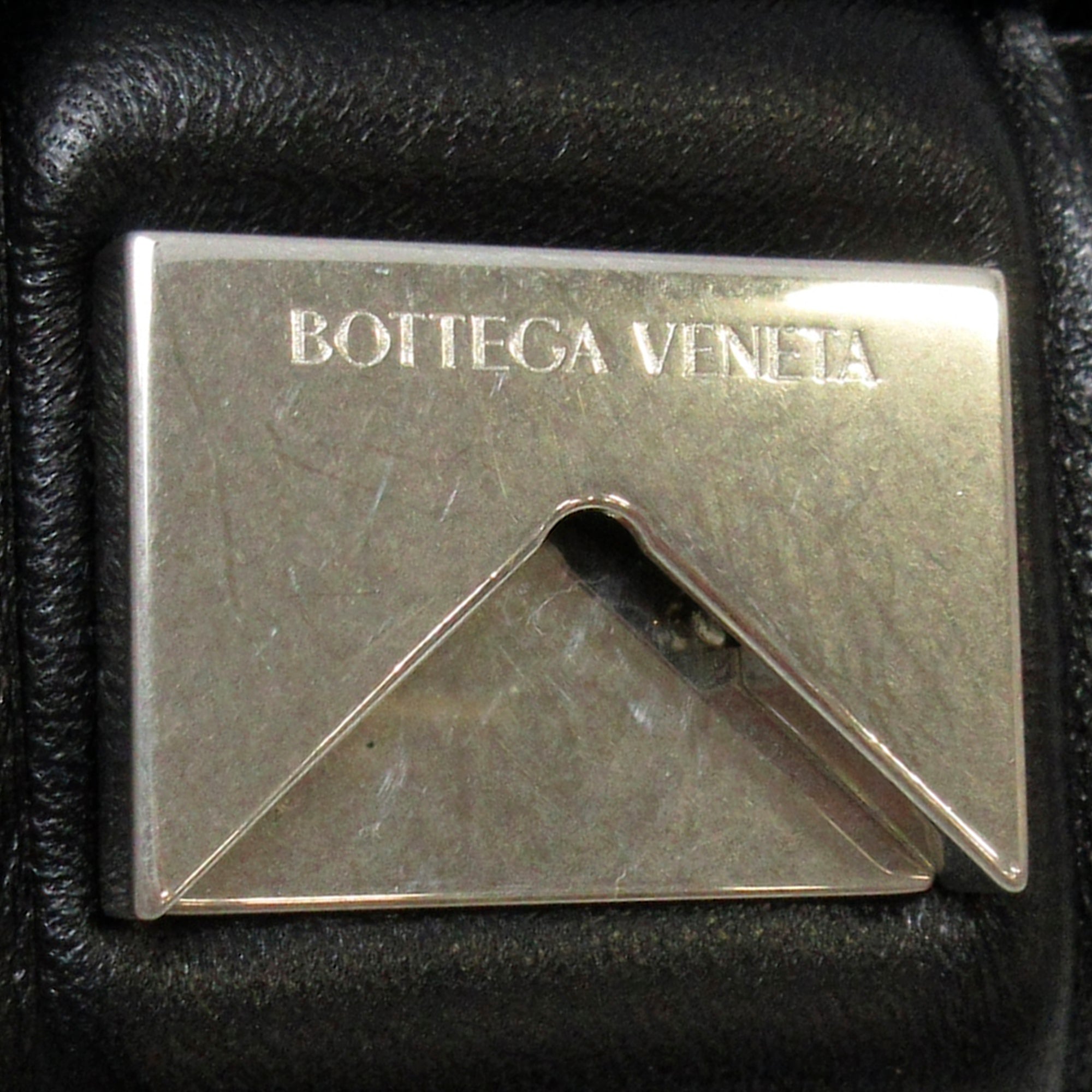 Bottega Veneta Padded Chain Cassette Black